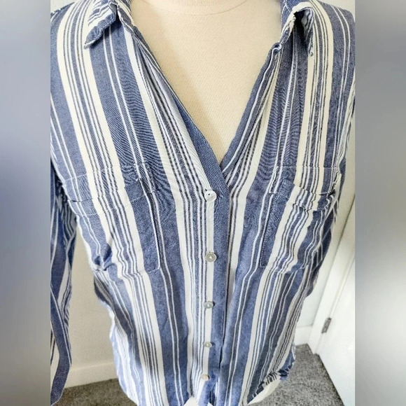 Heros & Dreamers Blue and White Striped Button Down Blouse. - Picture 4 of 10